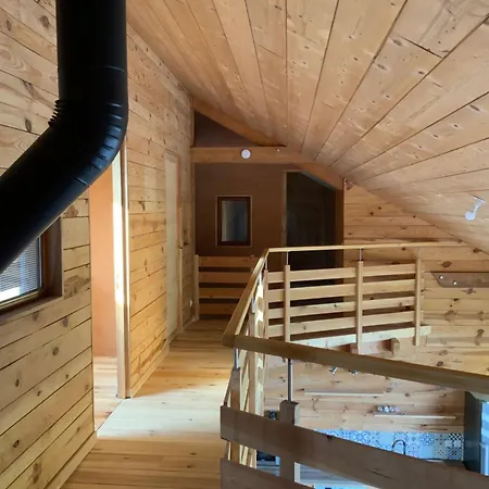 Maison Bois, Proche Sarlat Holiday home *